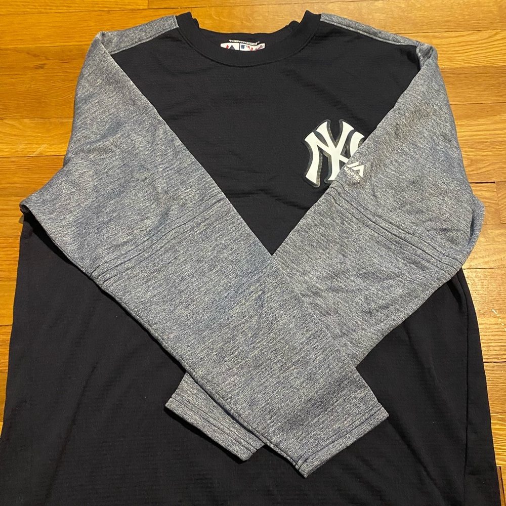 Mens Yankees Thermal Crewneck